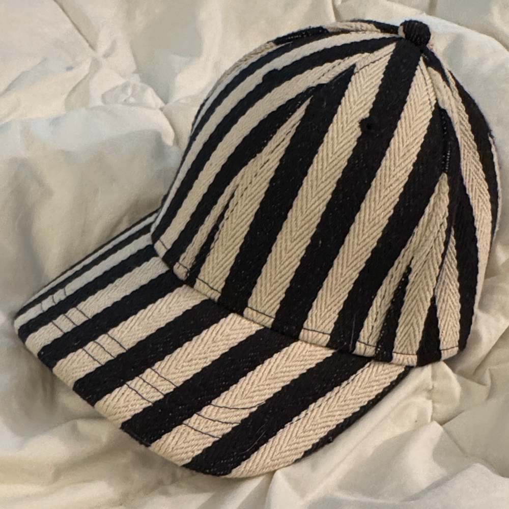 Striped Black and Cream Baseball Cap - Picture 7 of 7